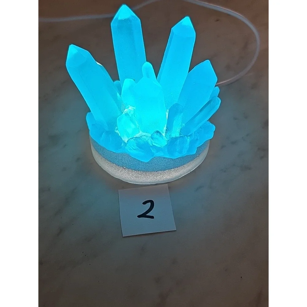 Handmade Resin Crystal LED Night Light – Glowing Crystal Cluster Lamp Home Decor
